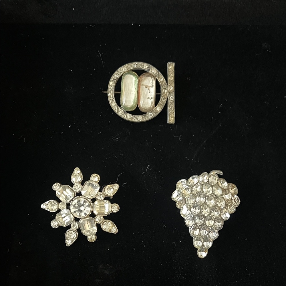 Vintage sparkle brooch bundle 3 pcs